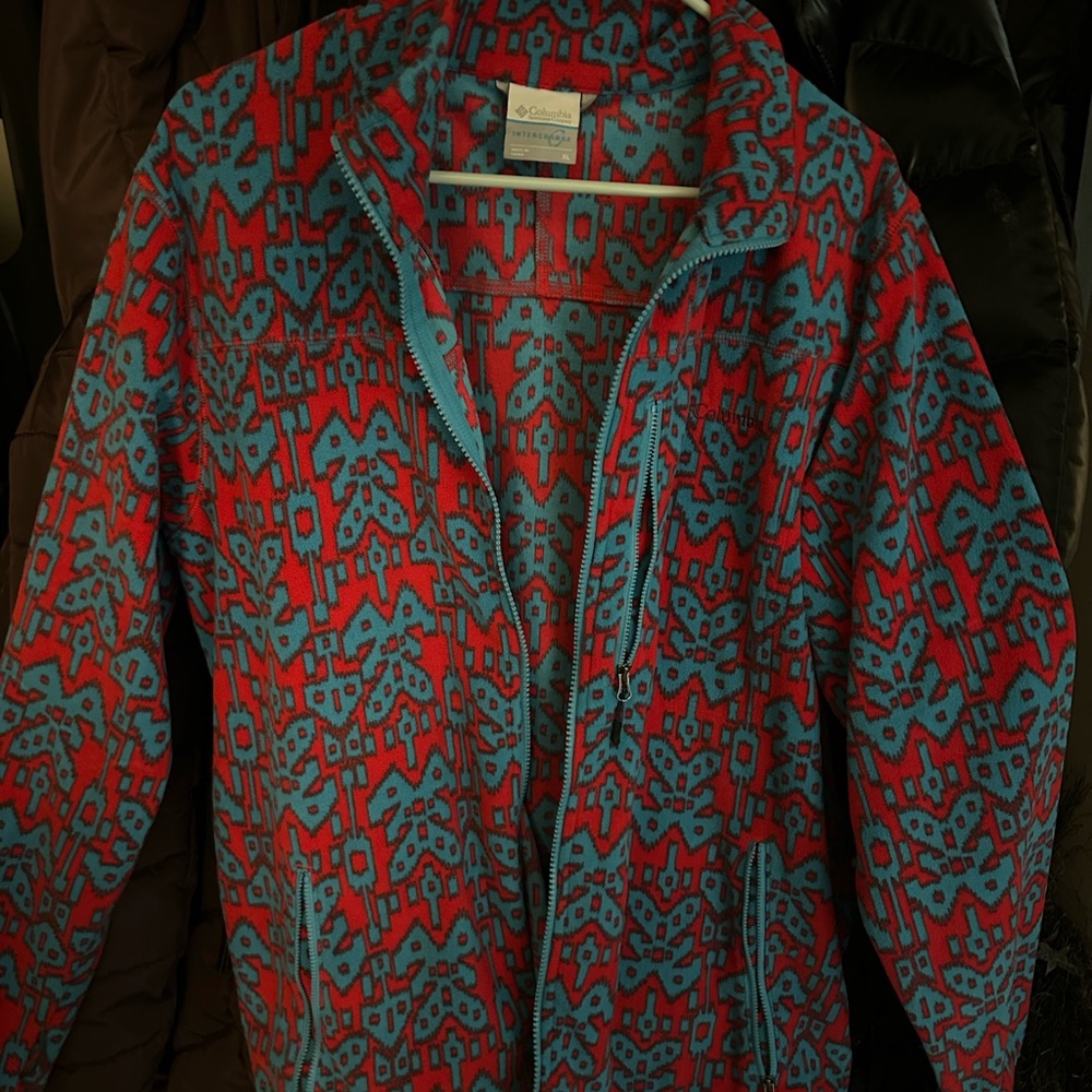 Columbia men’s  Red and Blue Patterned Jacket